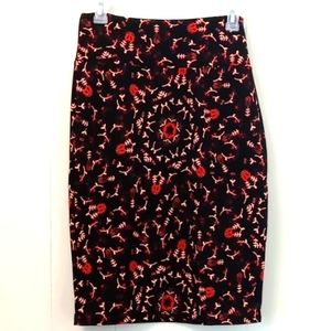 LuLaRoe Cassie skirt textured black and red floral M NWT